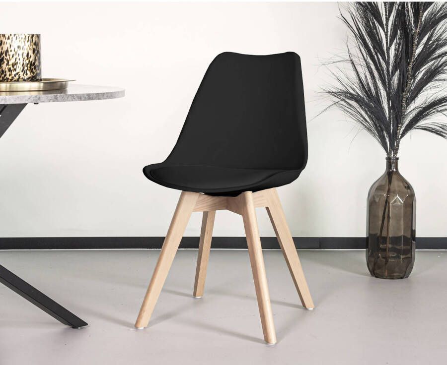 Eetkamerstoel Zwart Met Zitvulling Kuipstoel