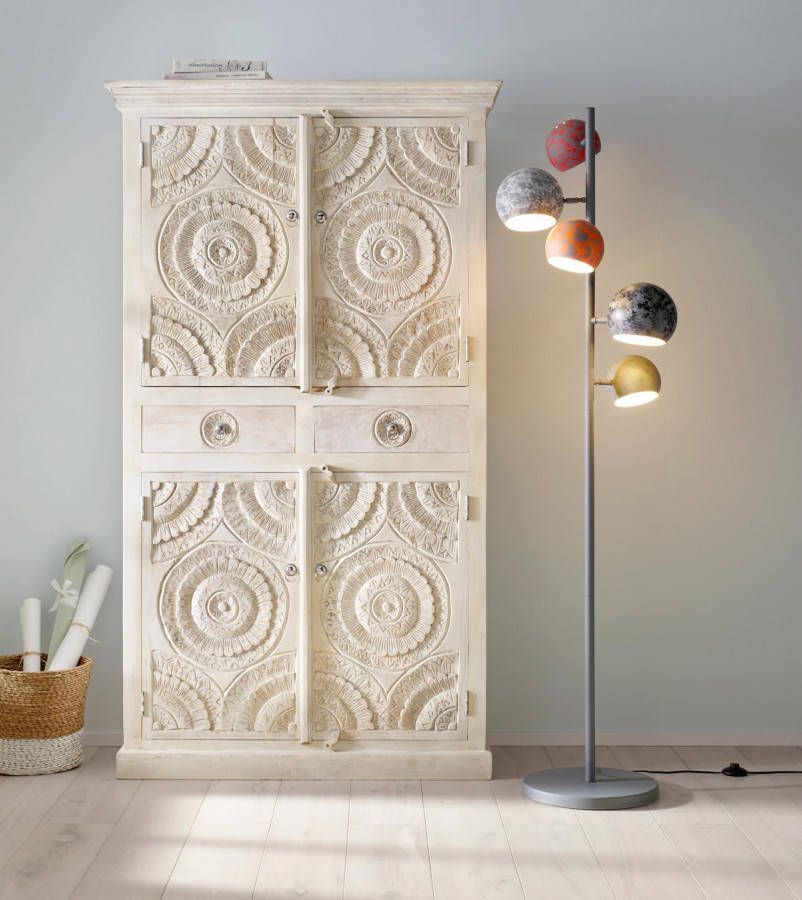 Vloerlamp in grijs/bont van Kare