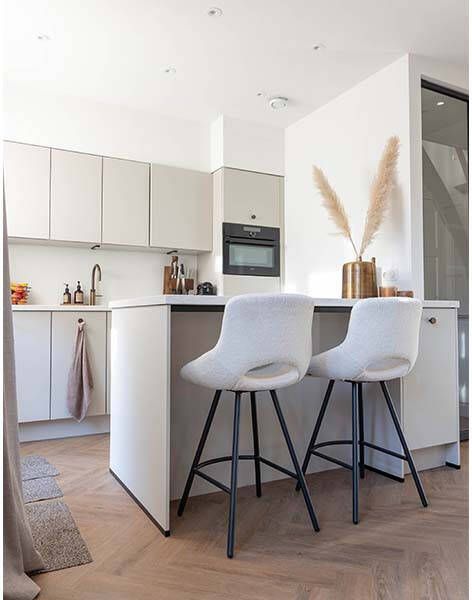 Towerliving Barstoel Campo schapenvacht wit