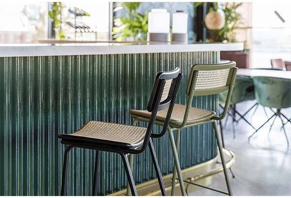 Zuiver Counter stoel Jort groen/naturel